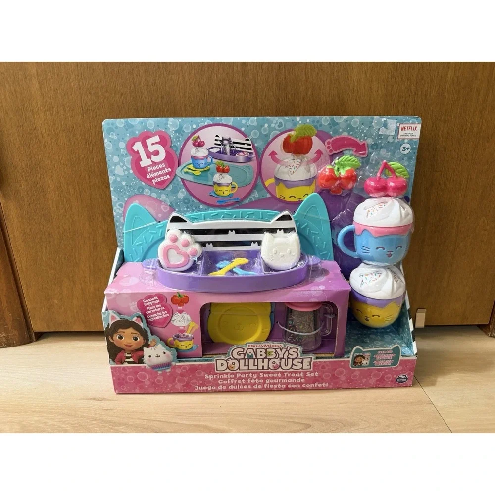 Gabby's Dollhouse 15 Piece Sprinkle Party Sweet Treat Set Pretend Play Toy